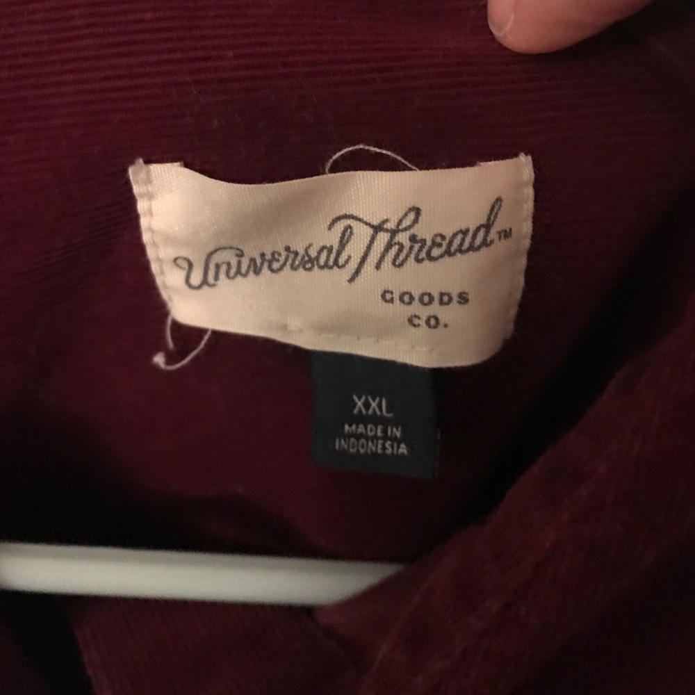 Universal Thread maroon button up top - Picture 6 of 6